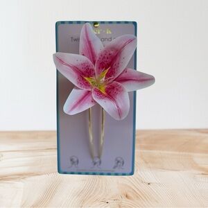 Piper k XL Twist Tuck Pink and White Flower French Hair Pin